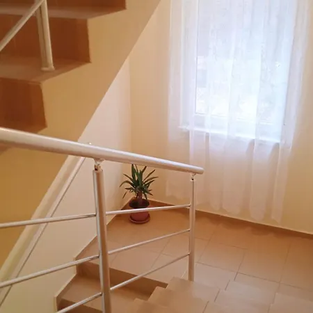 Apartment в непосредствена близост до плажа *